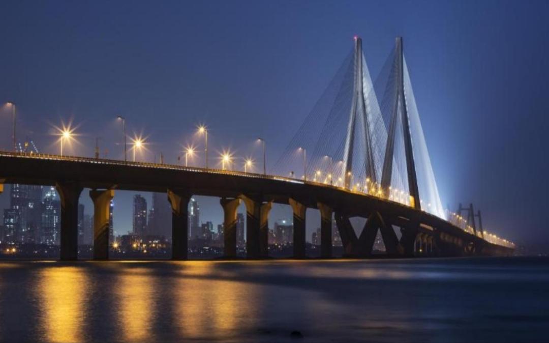 Hotel Alfa International Near Nanavati Hospital Mumbai Near Airport Mumbai Near Juhu Beach Eksteriør bilde